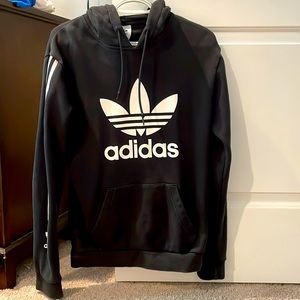 Adidas Sweatshirt